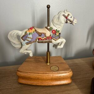 San Francisco Music Box Company decorative Carousel Horse Figurine